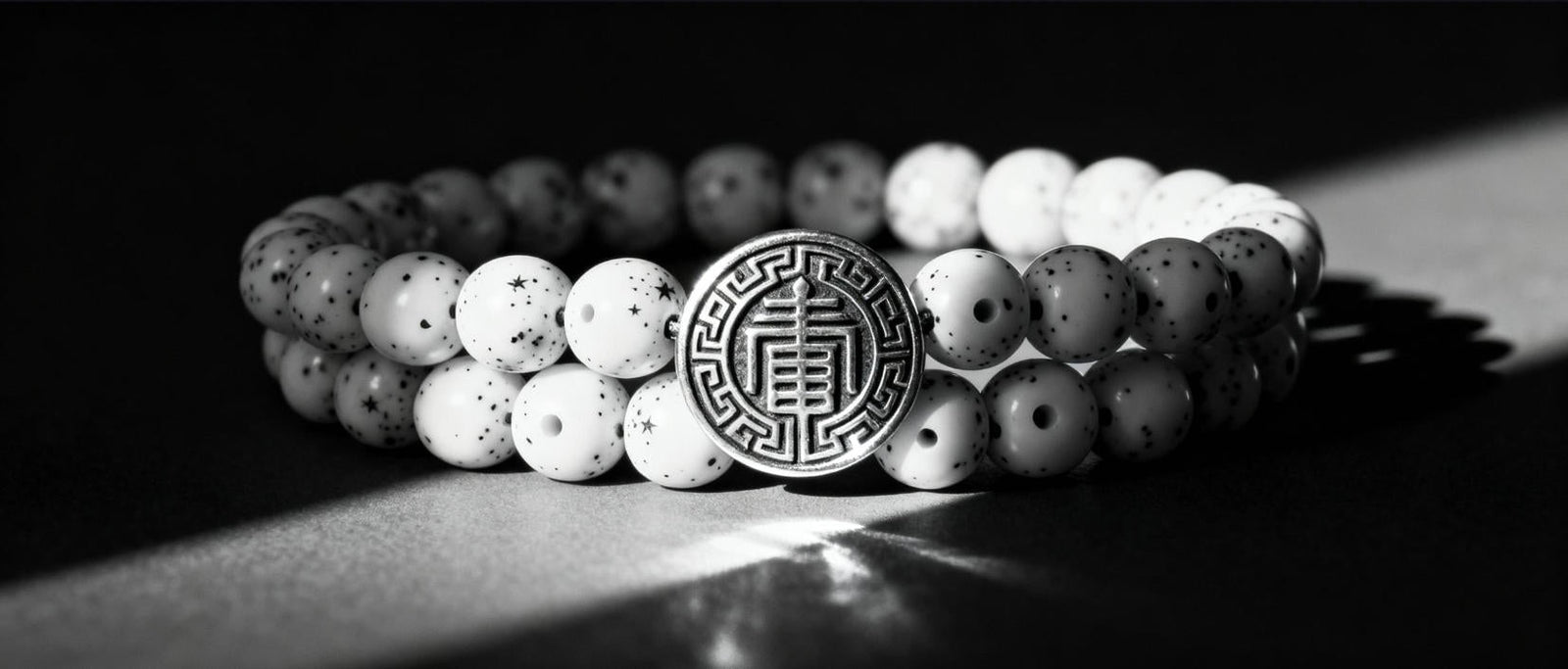 The Meaning of the Rudraksha Bracelet and Its Spiritual Benefits - Buddhabelief