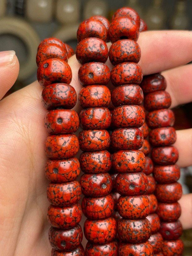 Tibetan Vintage Moon Star Bodhi 108 Prayer Beads – Aged Patina Himalayan Mala for Meditation & Collection - Buddhabelief