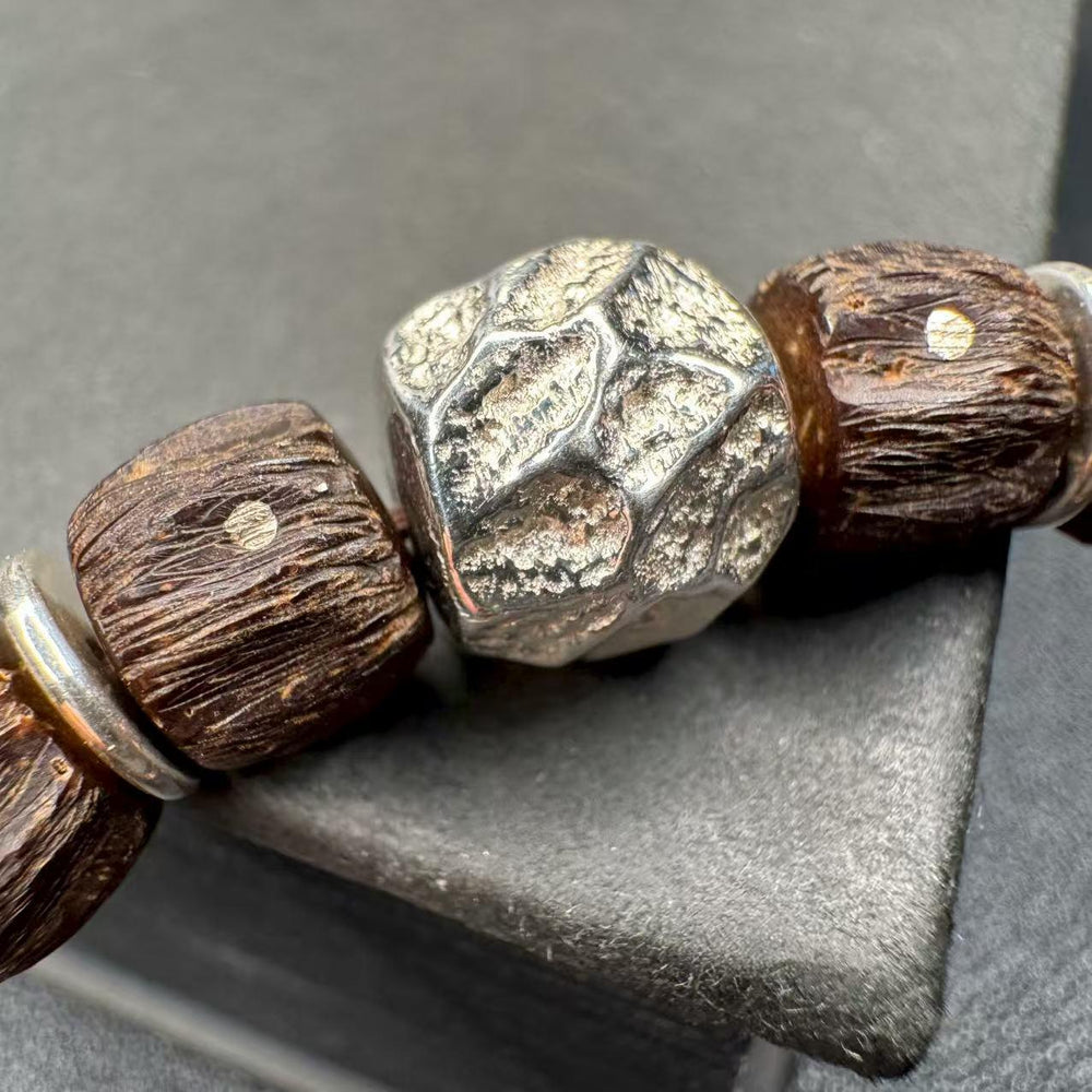 Hand-Carved Hainan Red-Brown Coconut Bracelet – “Starry Sky” Design - view 7