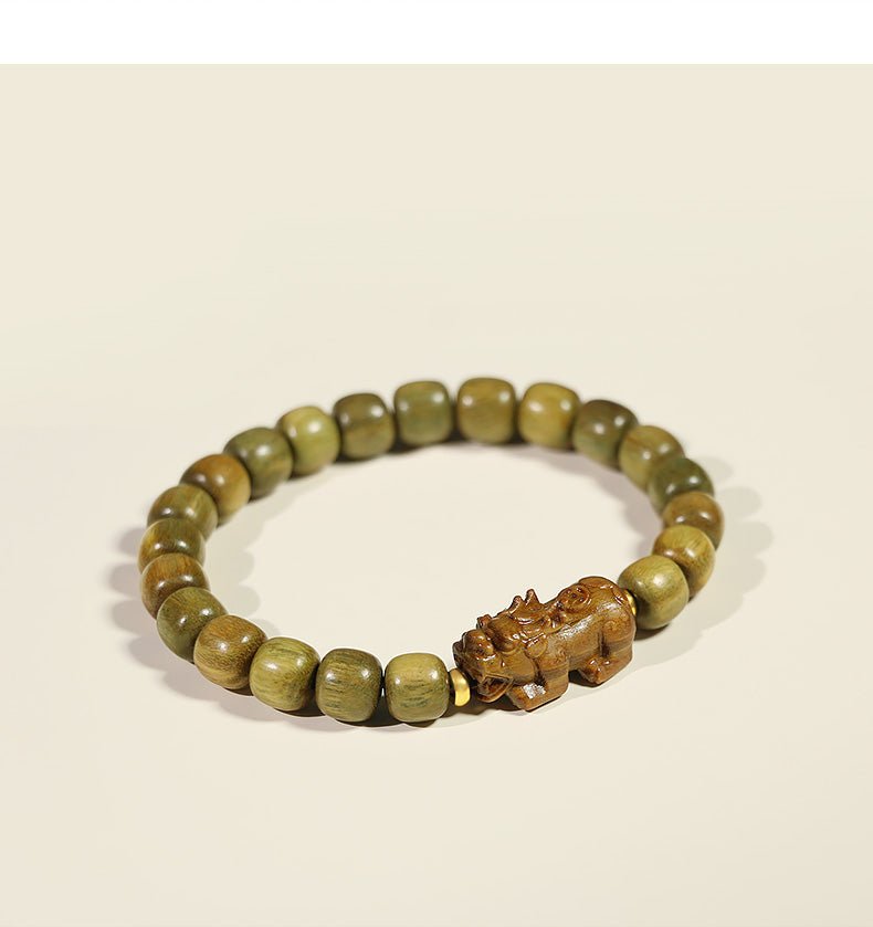Pixiu Bracelet in Green Sandalwood – Spiritual Protection Jewelry - view 4