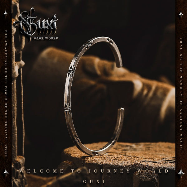 Pathfinder Square Bangle in 925 Silver
