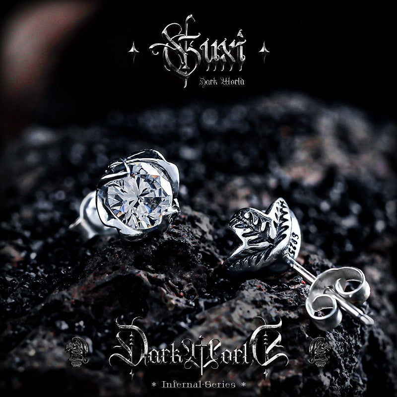 Aspiration Retro Zirconia Stud Earrings for Men detail view 2