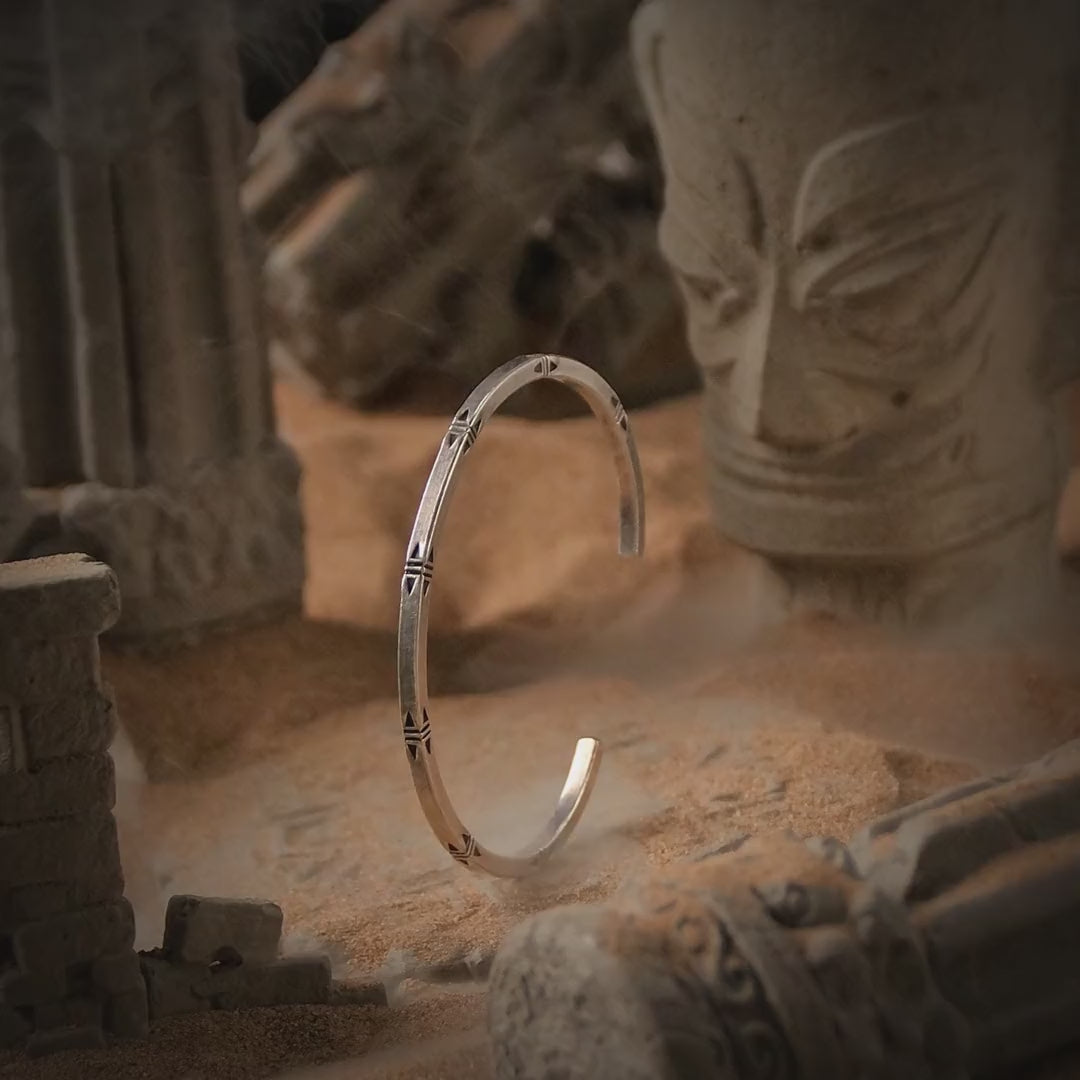 Buddhabelief 925 silver jewelry video - GUXI古西 925银手镯 【循迹】复古细手环男士高级感方形手环送男友